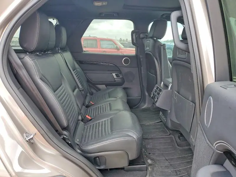 2022 LAND ROVER DISCOVERY S R-DYNAMIC  