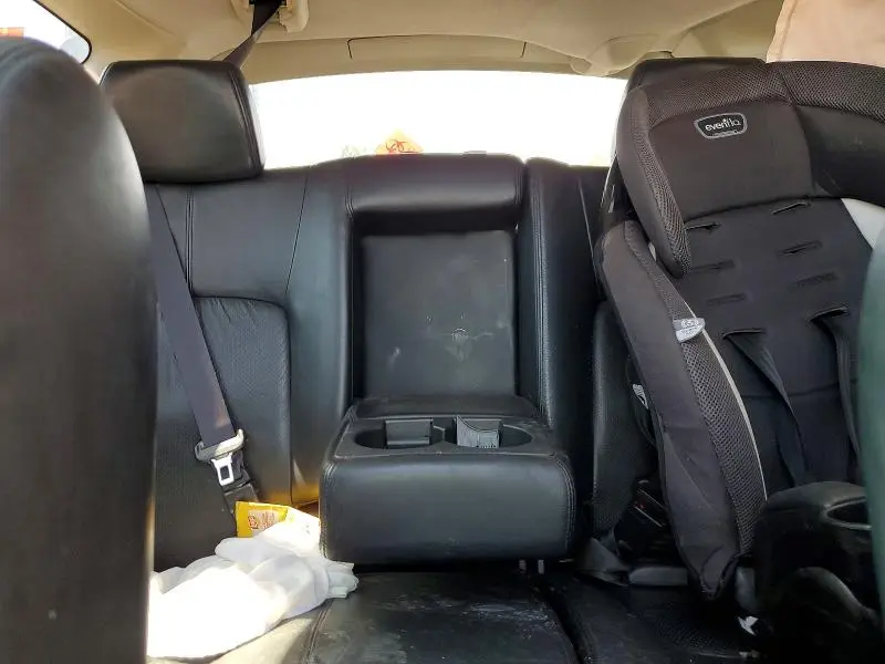 2010 NISSAN MURANO S  