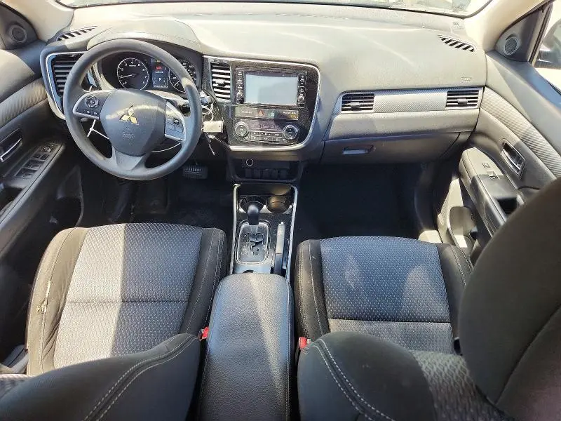 2018 MITSUBISHI OUTLANDER ES  