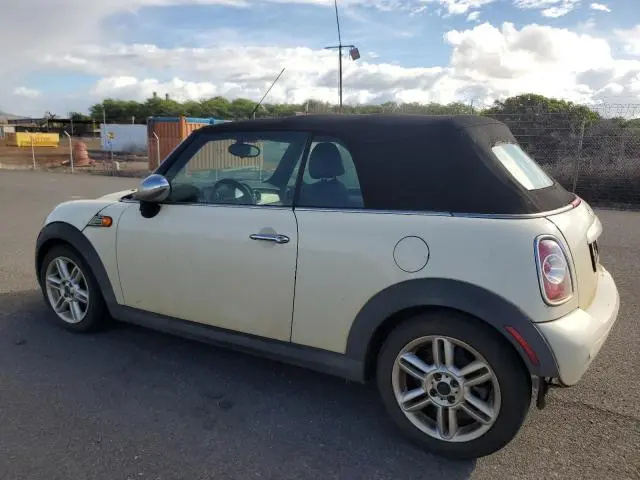 2011 MINI COOPER   