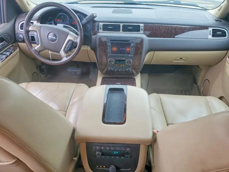 2010 GMC YUKON XL DENALI  
