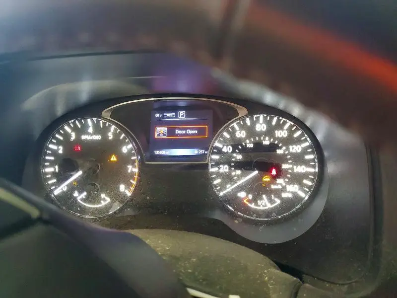 2017 NISSAN PATHFINDER SV  