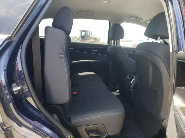 2019 KIA SORENTO LX