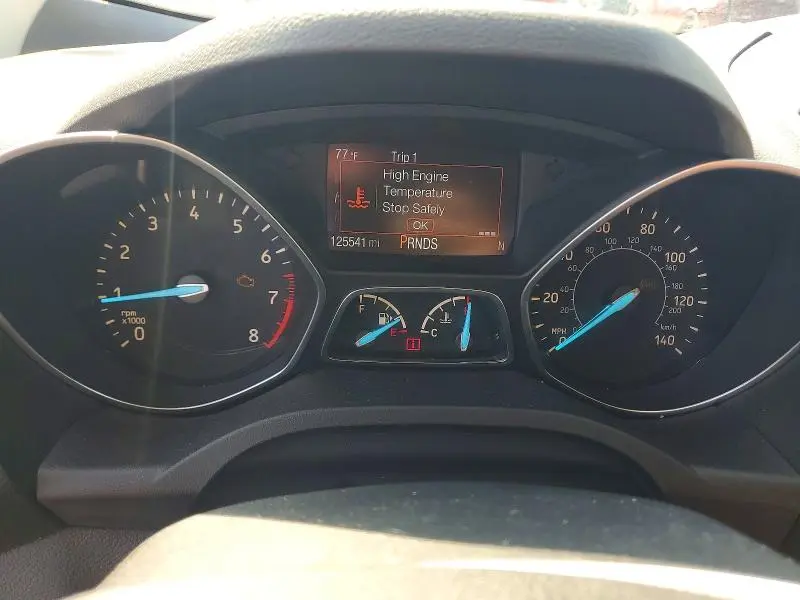 2017 FORD ESCAPE SE  