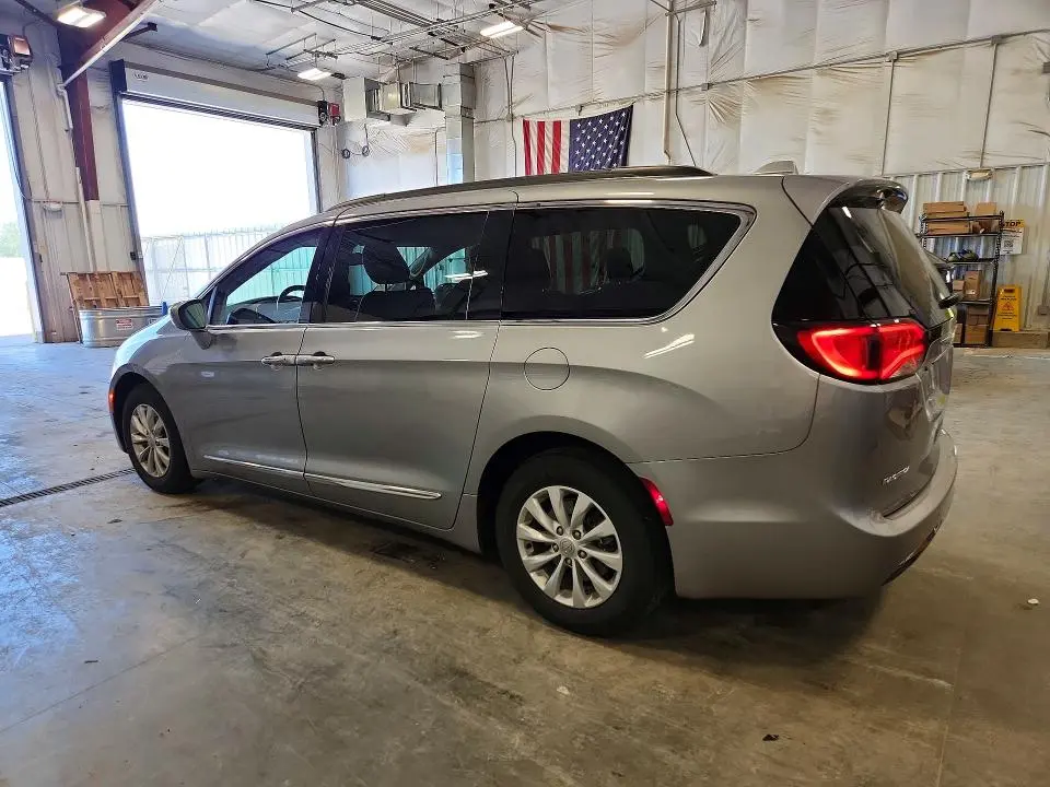 2017 CHRYSLER PACIFICA TOURING L  