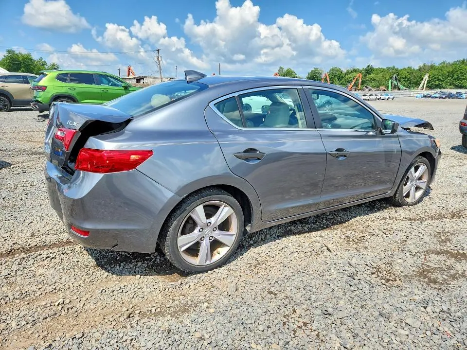2013 ACURA ILX 20 PREMIUM  