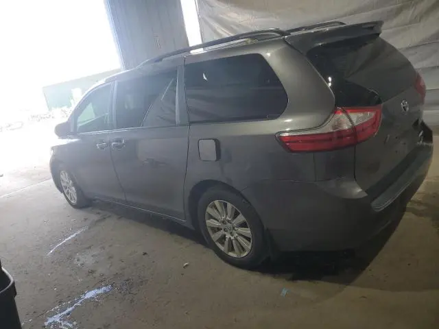 2017 TOYOTA SIENNA LE