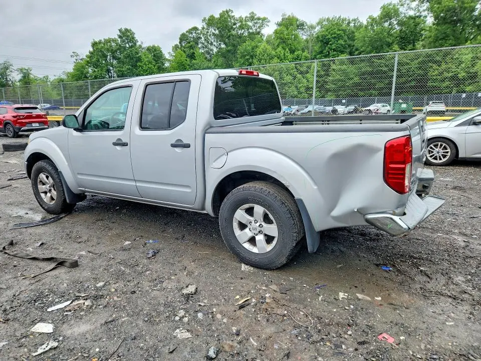 2011 NISSAN FRONTIER S  