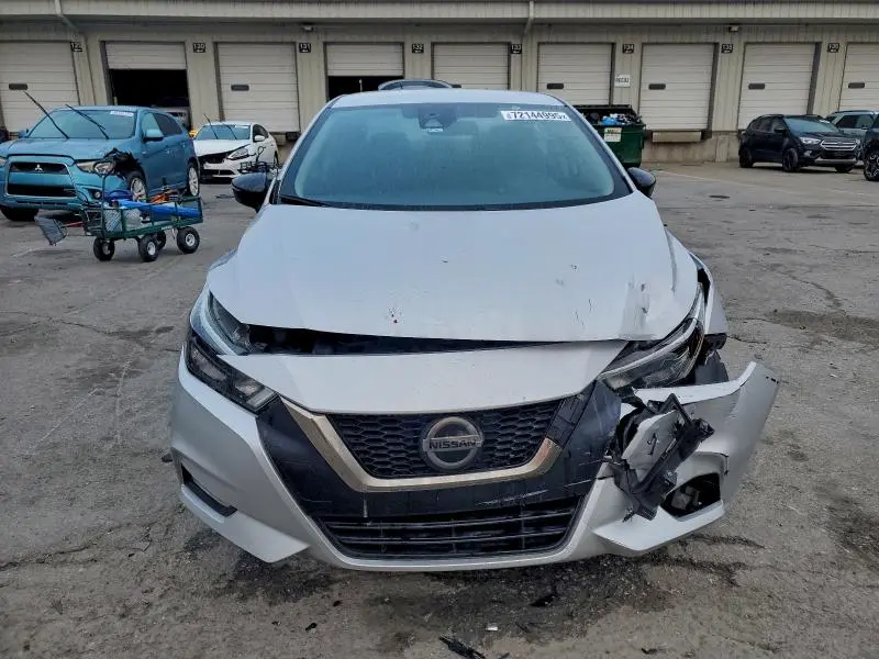2020 NISSAN VERSA SR  