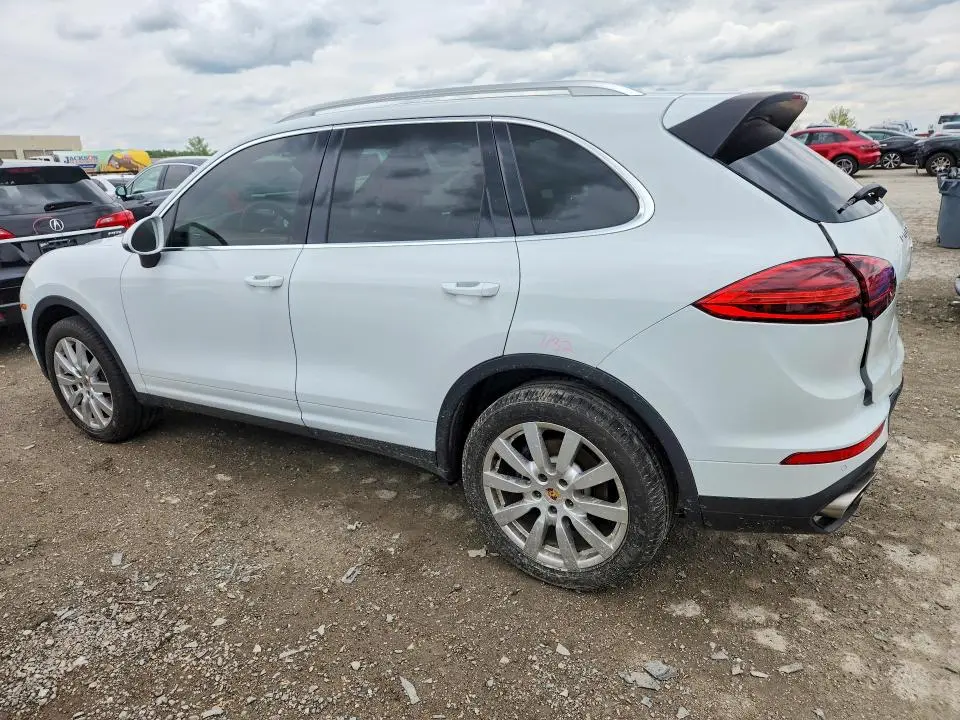2016 PORSCHE CAYENNE   