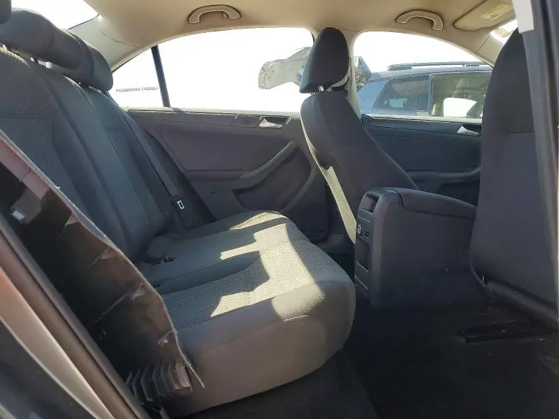 2012 VOLKSWAGEN JETTA BASE  