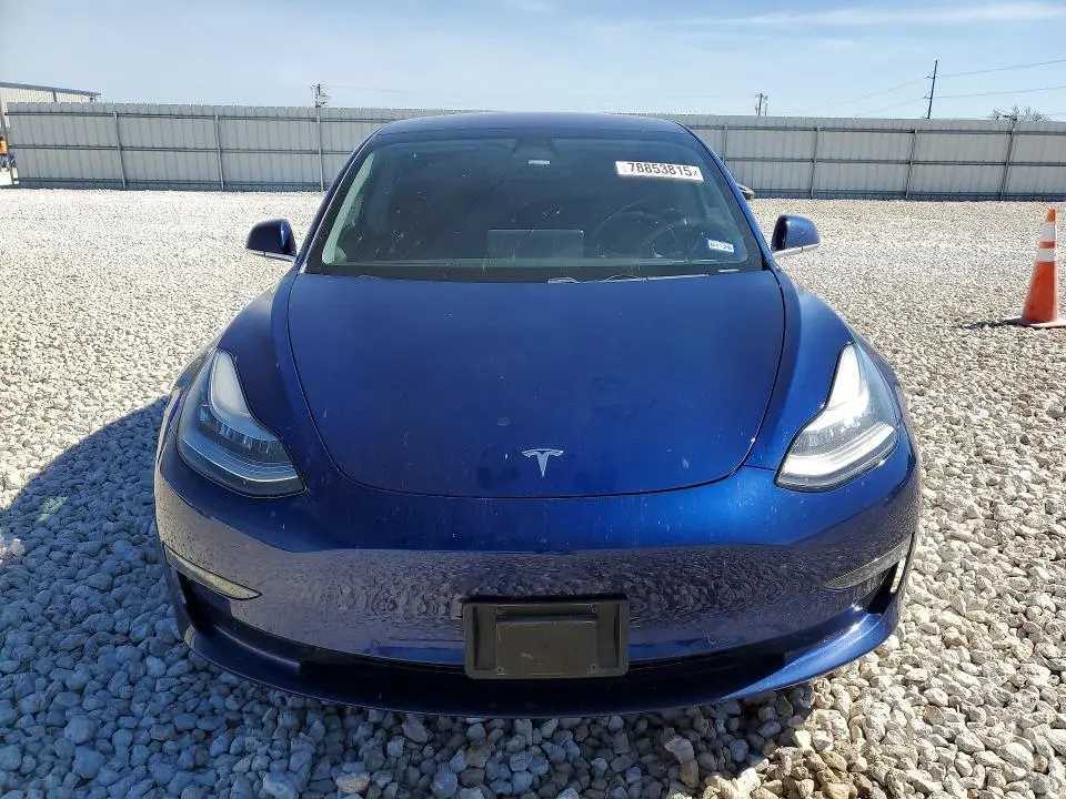 2018 TESLA MODEL 3   
