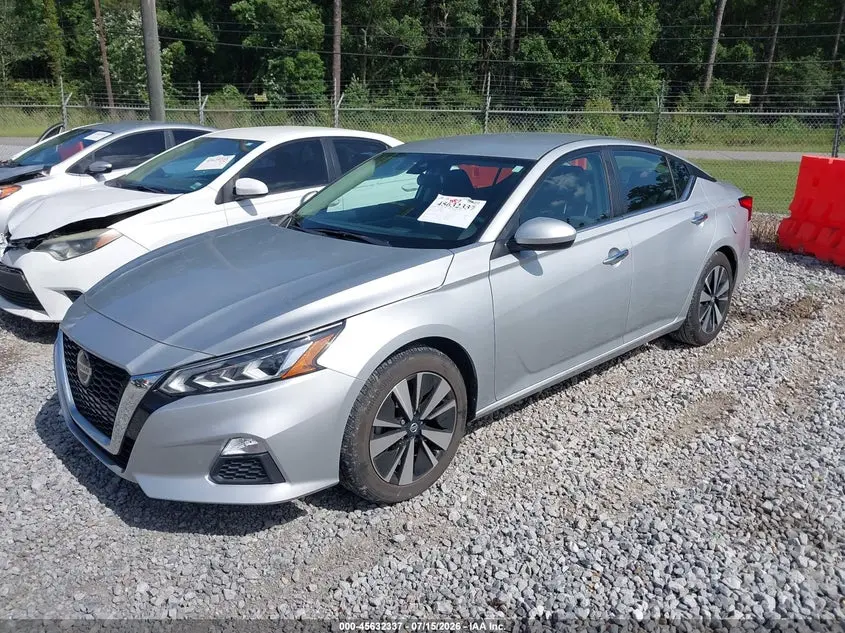 2022 NISSAN ALTIMA SV FWD