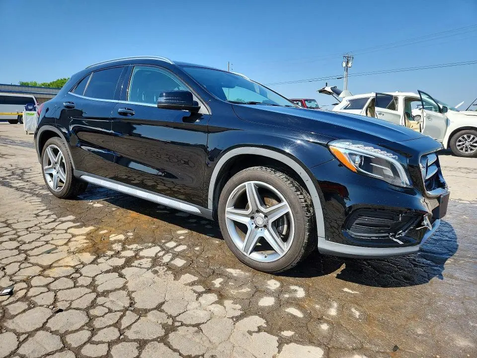 2015 MERCEDES-BENZ GLA 250 4MATIC  