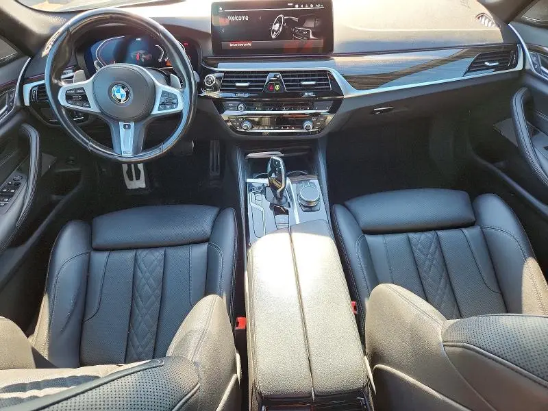 2022 BMW 530 XI  