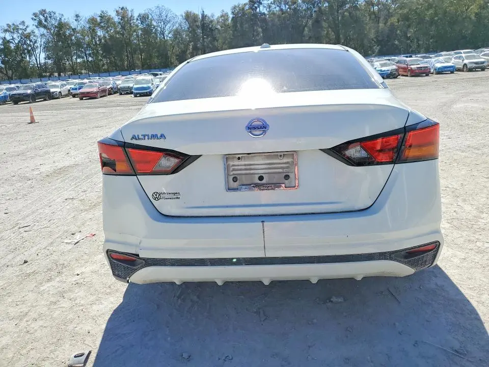 2019 NISSAN ALTIMA S  