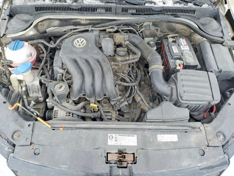 2013 VOLKSWAGEN JETTA BASE  