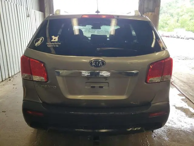 2013 KIA SORENTO LX  
