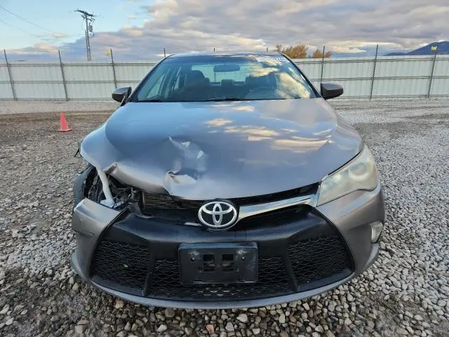 2016 TOYOTA CAMRY LE  
