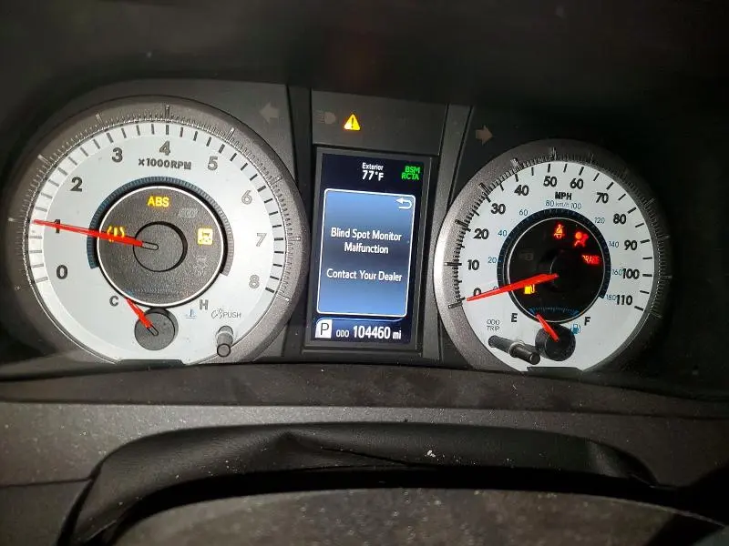 2018 TOYOTA SIENNA SE PREMIUM 8-PASSENGER  
