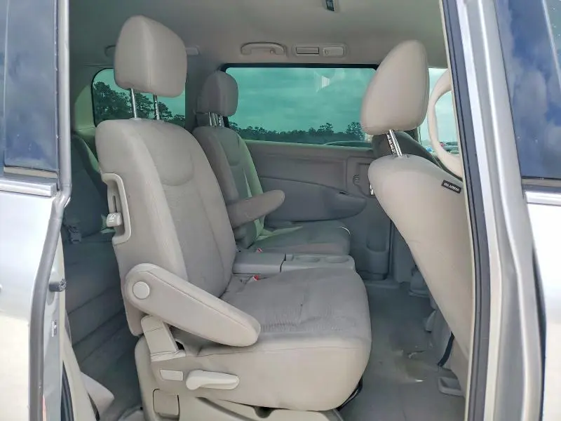 2016 NISSAN QUEST 3.5 S  