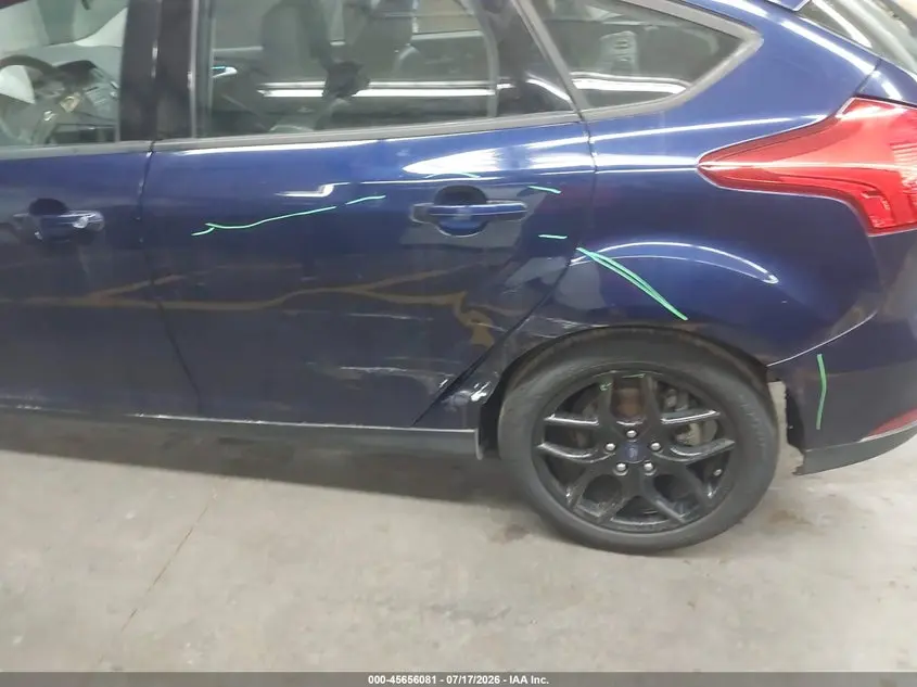 2016 FORD FOCUS SE