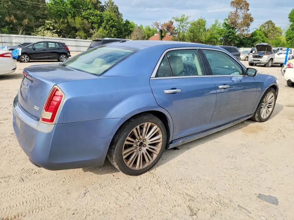 2011 CHRYSLER 300 LIMITED  