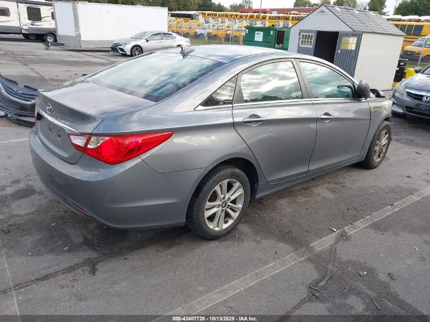2013 HYUNDAI SONATA GLS