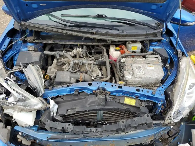2015 TOYOTA PRIUS C THREE  