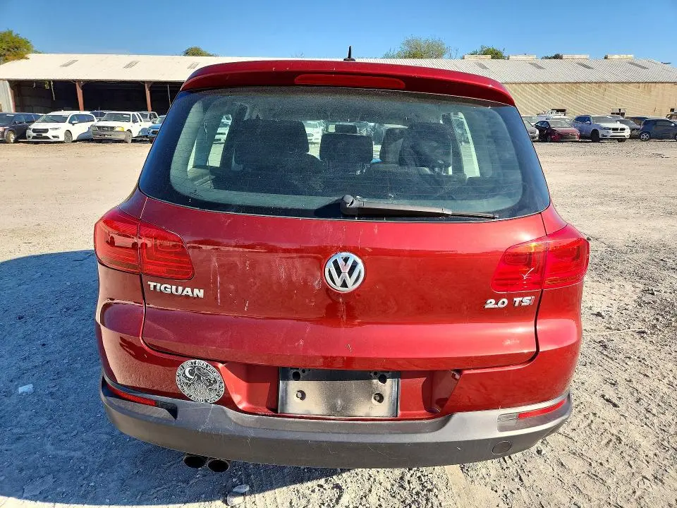 2014 VOLKSWAGEN TIGUAN S  