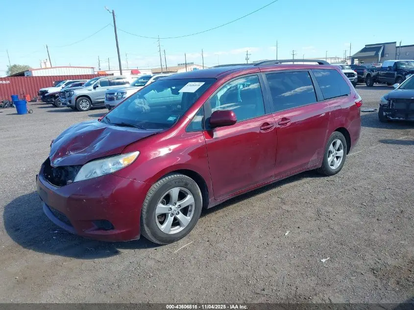 2015 TOYOTA SIENNA LE 8 PASSENGER