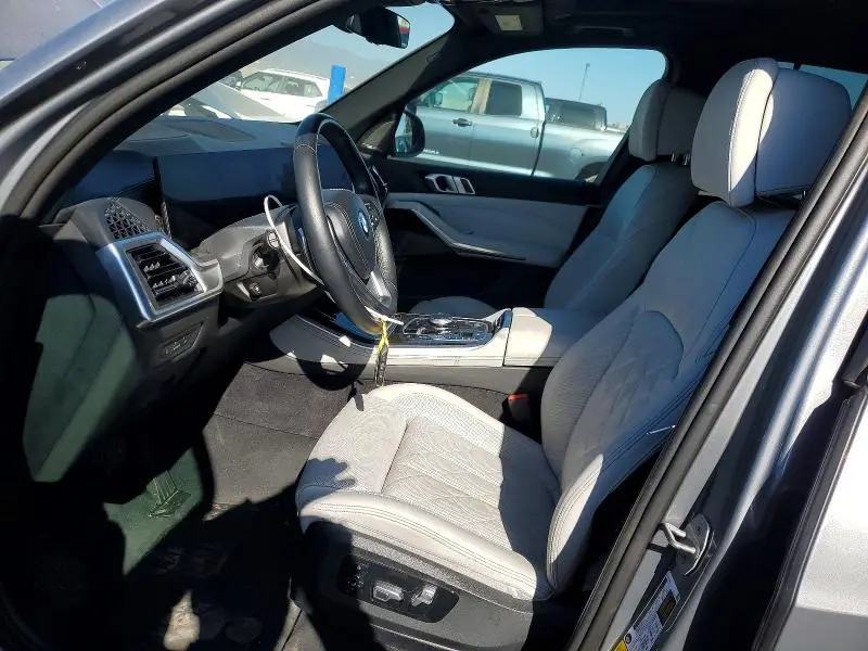 2024 BMW X5 XDRIVE50E  