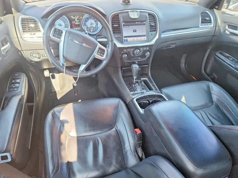 2011 CHRYSLER 300 LIMITED  