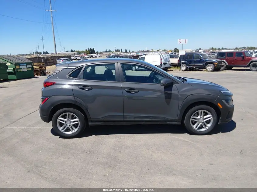 2023 HYUNDAI KONA SE