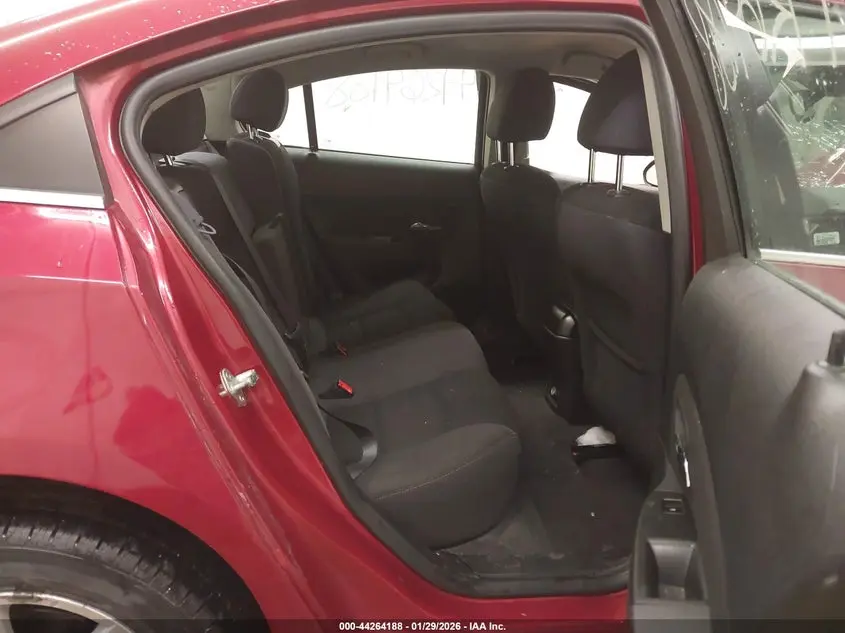 2013 CHEVROLET CRUZE 1LT AUTO