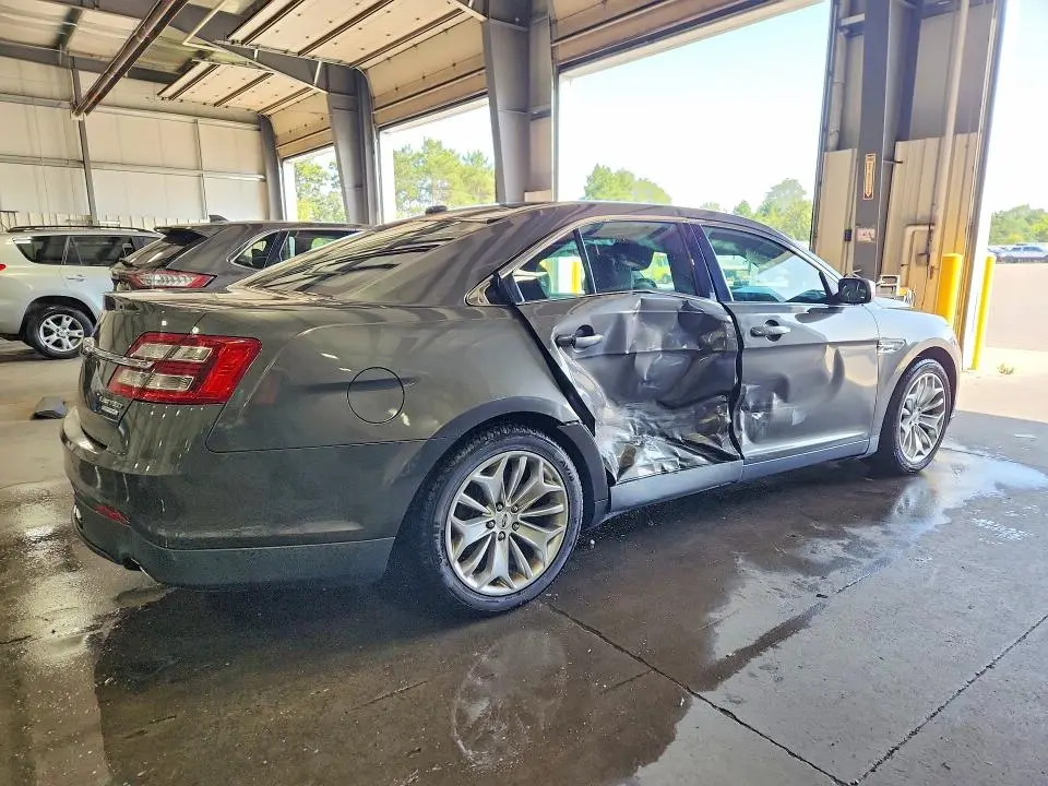 2015 FORD TAURUS LIMITED  
