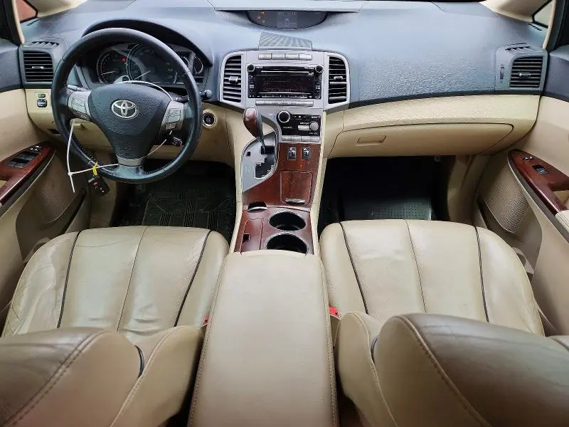 2010 TOYOTA VENZA AWD V6  