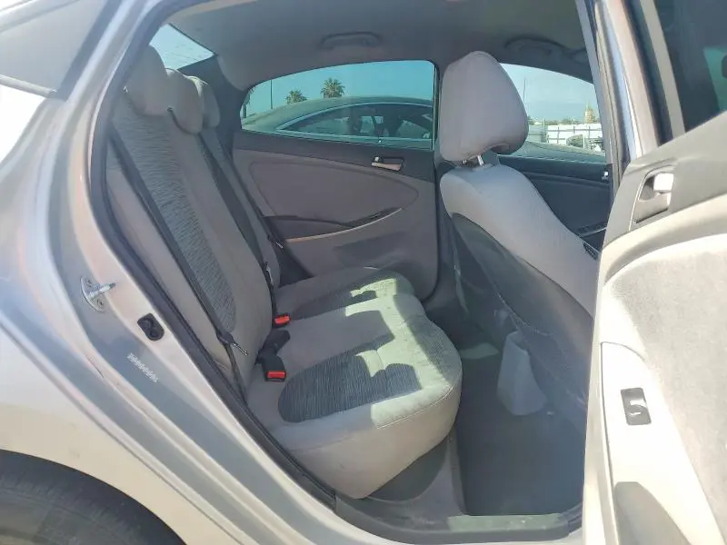2015 HYUNDAI ACCENT GLS  