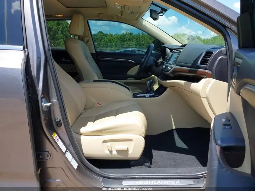 2016 TOYOTA HIGHLANDER LIMITED V6
