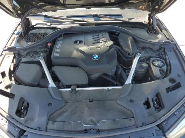 2021 BMW 530 I  