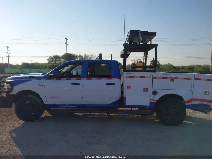 2020 RAM 2500 TRADESMAN  4X4 8' BOX