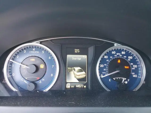 2015 TOYOTA CAMRY LE  