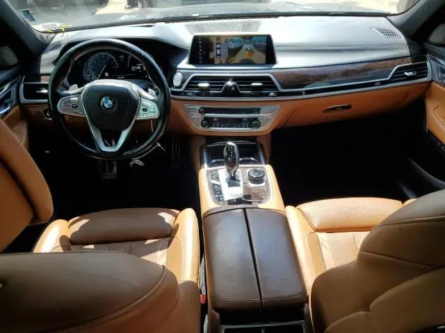 2018 BMW 750 XI  