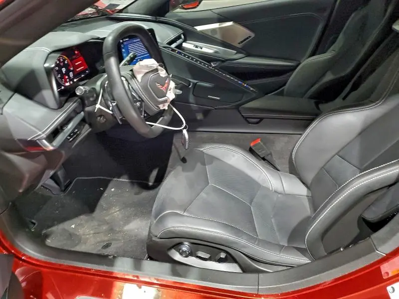 2025 CHEVROLET CORVETTE STINGRAY 2LT  