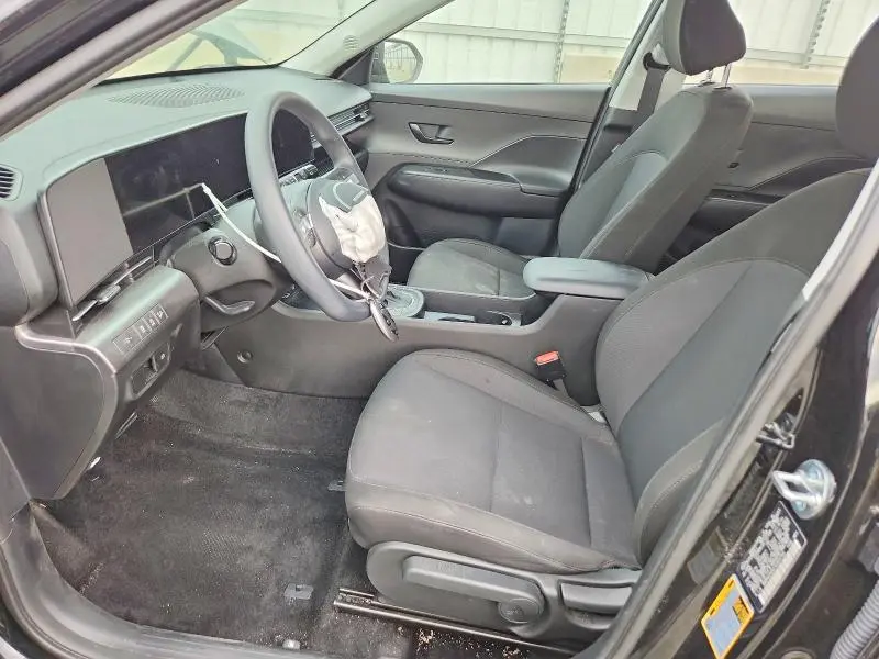 2026 HYUNDAI KONA SE  