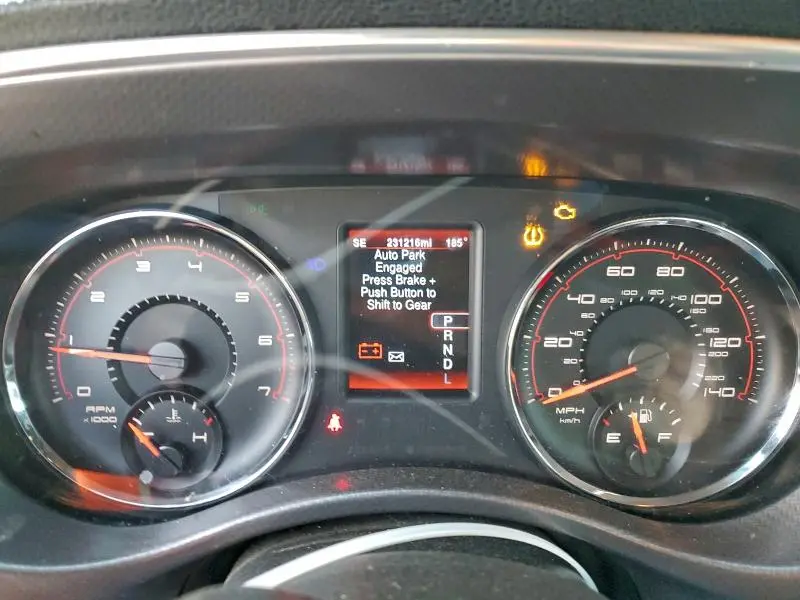 2013 DODGE CHARGER SXT  