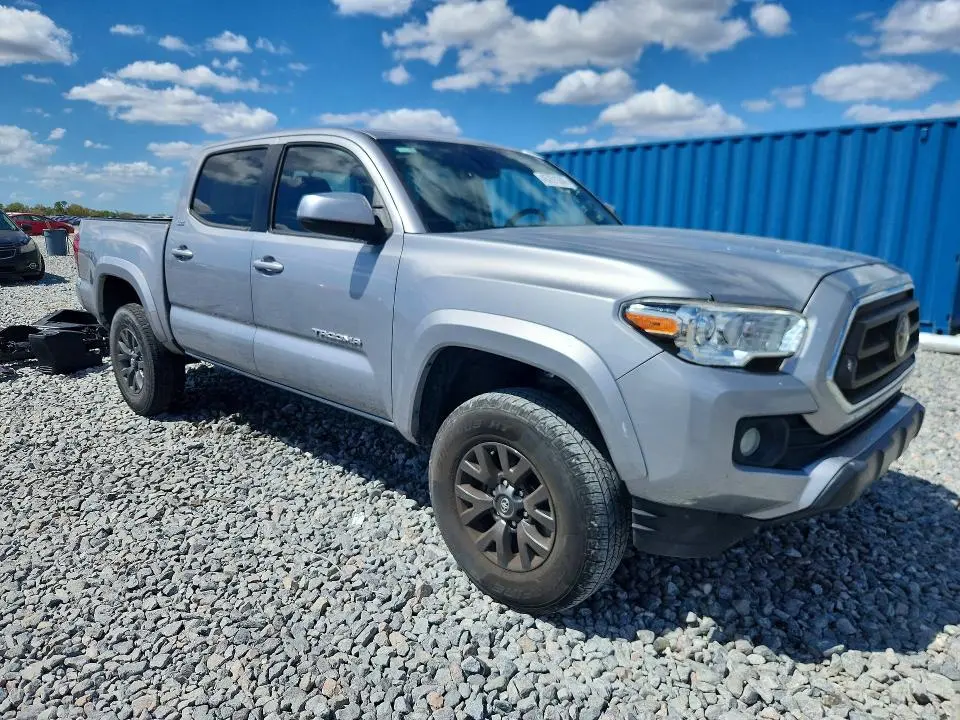 2021 TOYOTA TACOMA SR5 V6  