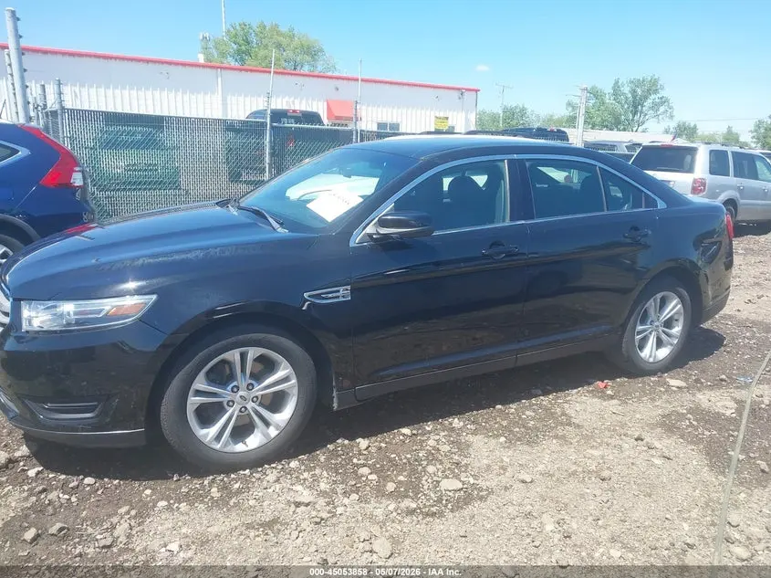 2018 FORD TAURUS SEL