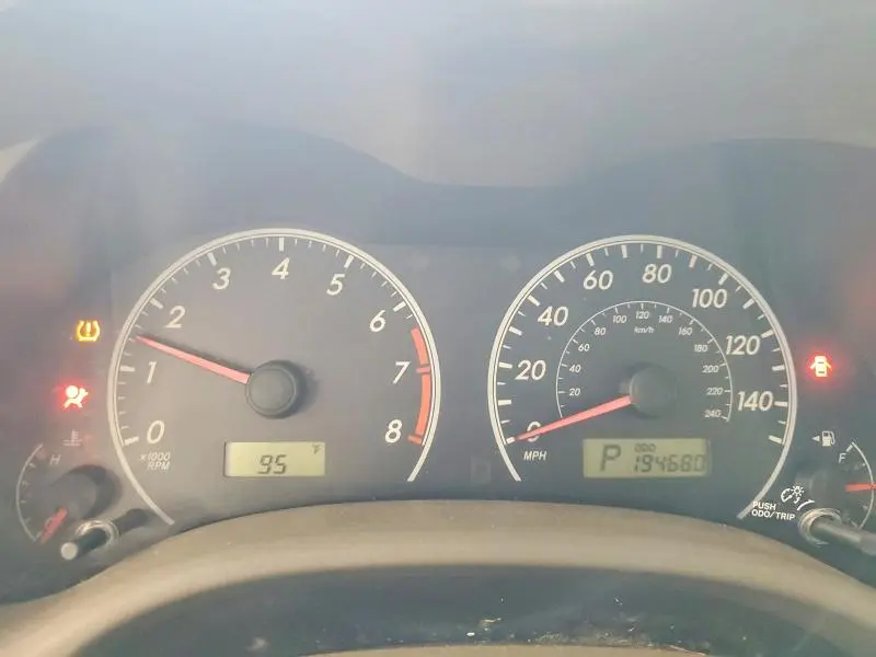 2010 TOYOTA COROLLA LE  