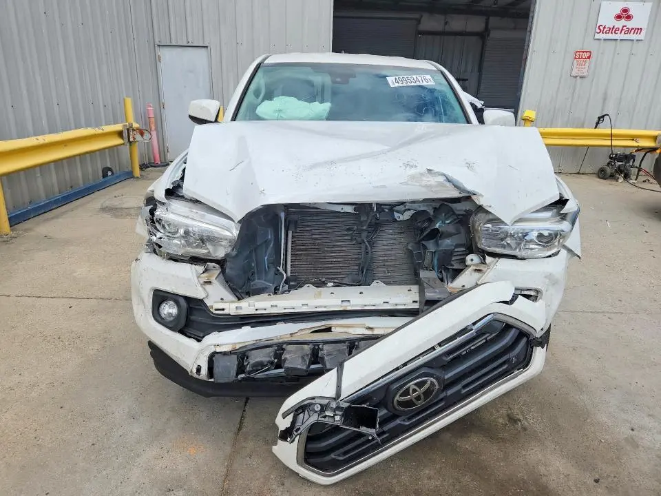 2019 TOYOTA TACOMA SR5  
